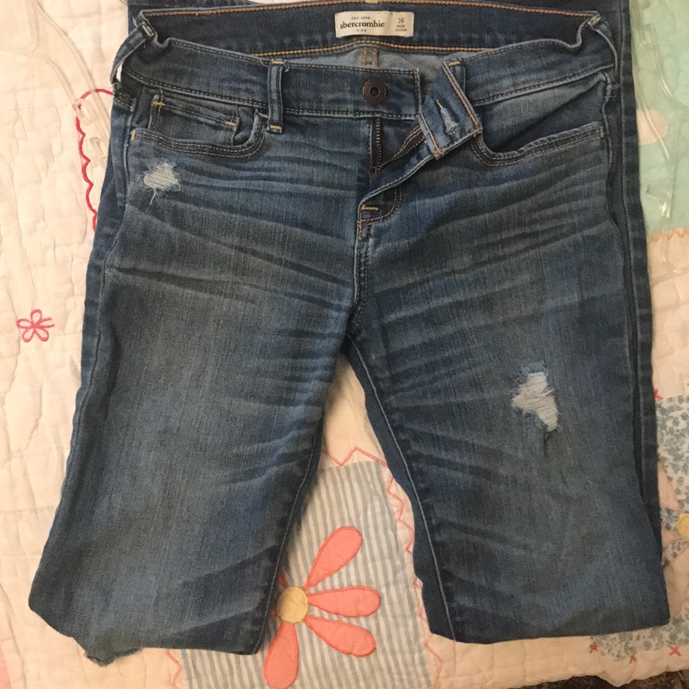 Super comfy Abercrombie kids jeans